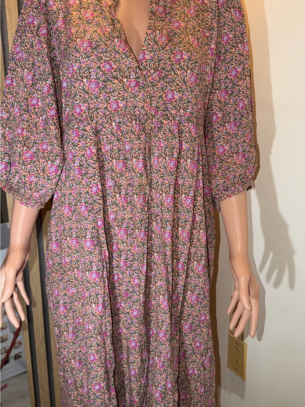 Universal Thread Pink Floral Split-Neck Tunic - Picture 3 of 4